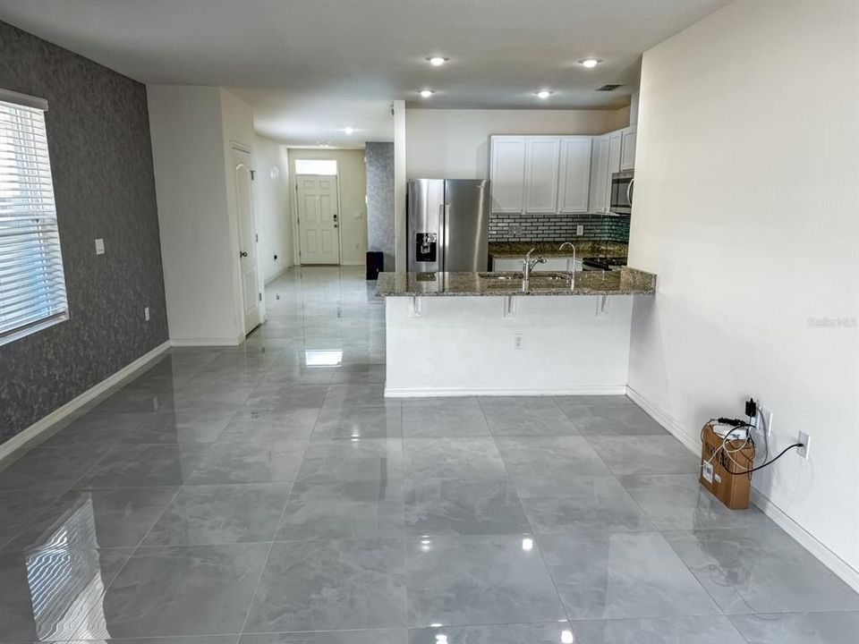 For Rent: $2,200 (3 beds, 2 baths, 1504 Square Feet)