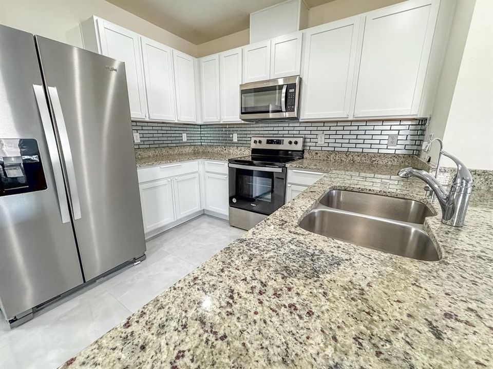 For Rent: $2,200 (3 beds, 2 baths, 1504 Square Feet)