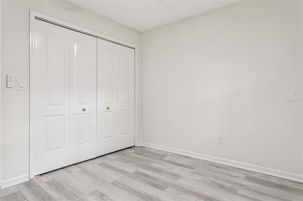 Под контрактом: $2,000 (3 спален, 2 ванн, 1230 Квадратных фут)