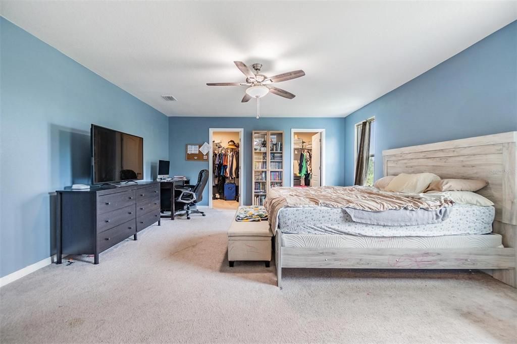 For Rent: $3,500 (4 beds, 2 baths, 2777 Square Feet)