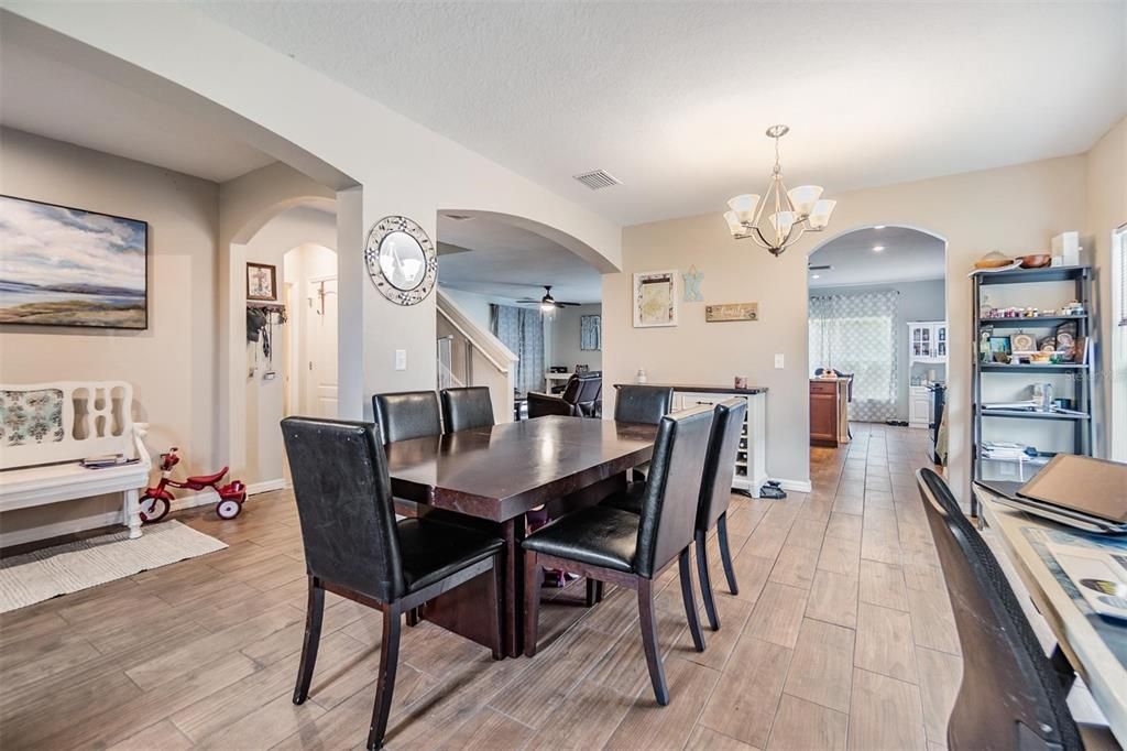 For Rent: $3,500 (4 beds, 2 baths, 2777 Square Feet)