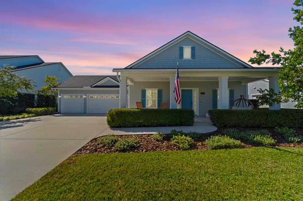 Недавно продано: $550,000 (4 спален, 2 ванн, 2451 Квадратных фут)