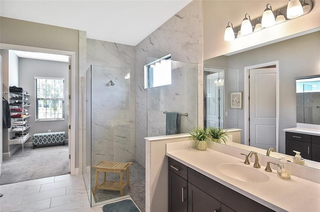 Active With Contract: $877,500 (3 beds, 3 baths, 2703 Square Feet)