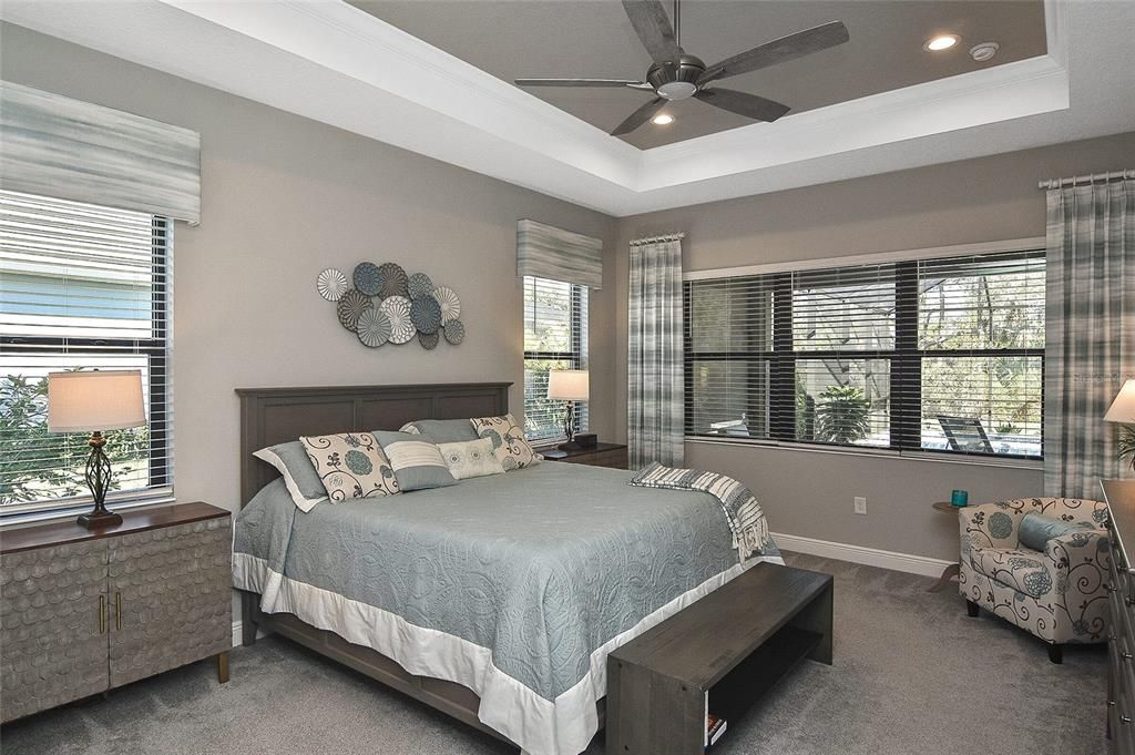 Active With Contract: $877,500 (3 beds, 3 baths, 2703 Square Feet)