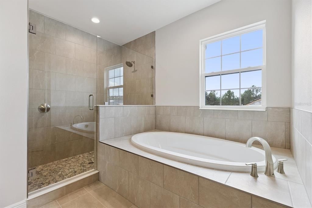 Active With Contract: $699,990 (5 beds, 4 baths, 3518 Square Feet)