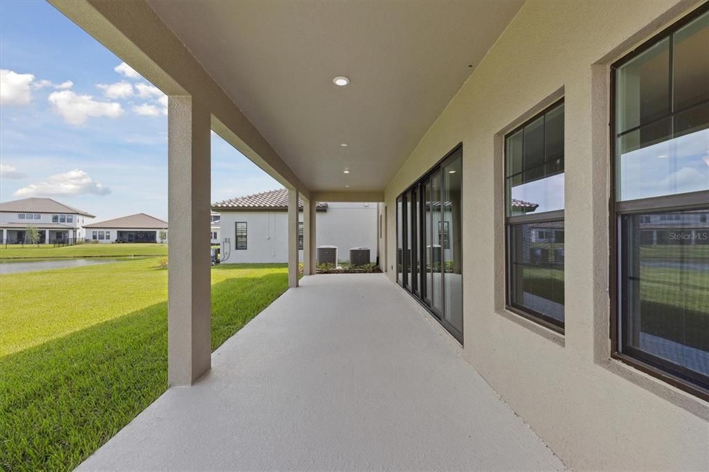 Active With Contract: $699,990 (5 beds, 4 baths, 3518 Square Feet)