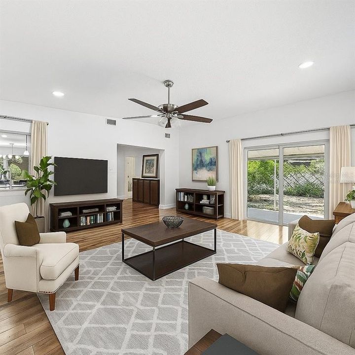 En Venta: $319,000 (4 camas, 2 baños, 1700 Pies cuadrados)