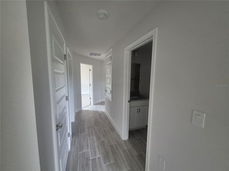 For Sale: $610,450 (4 beds, 3 baths, 3000 Square Feet)