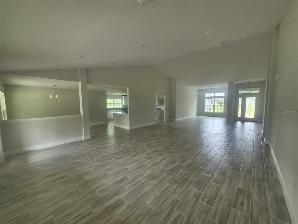 For Sale: $610,450 (4 beds, 3 baths, 3000 Square Feet)