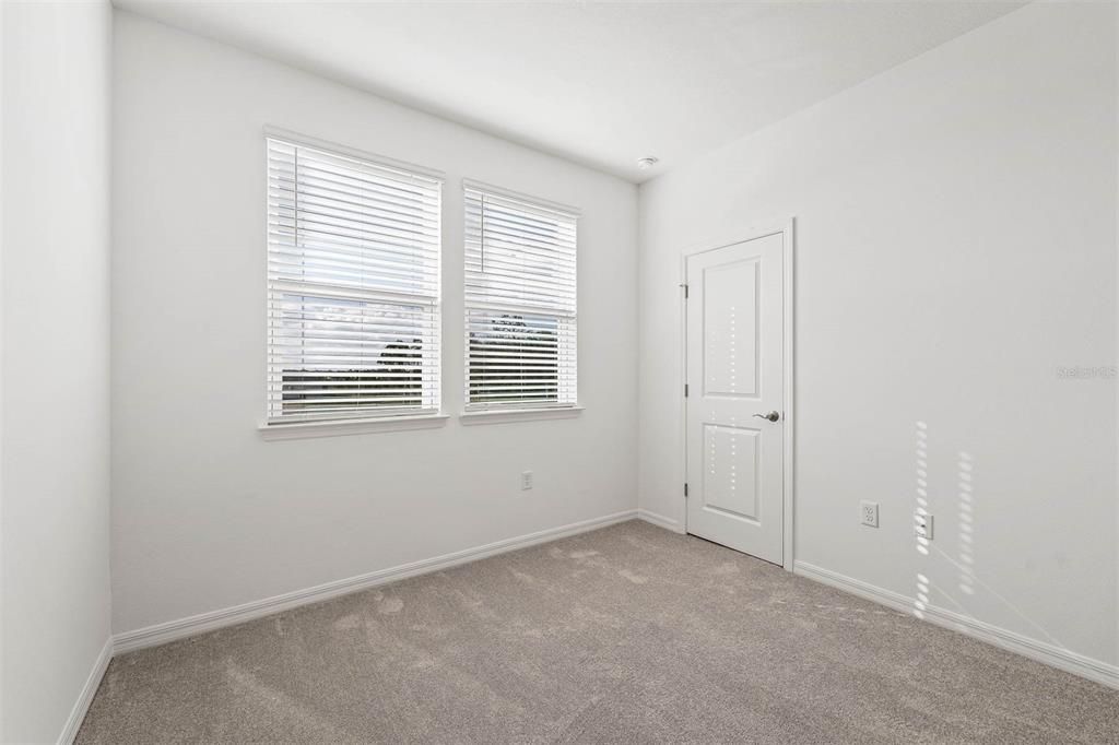 Active With Contract: $349,990 (3 beds, 2 baths, 1639 Square Feet)