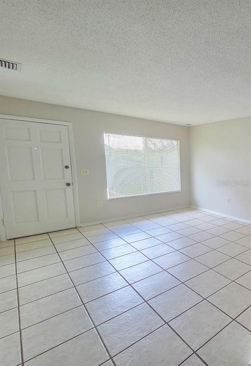 En Venta: $245,000 (2 camas, 1 baños, 1144 Pies cuadrados)