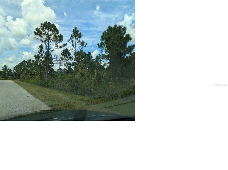 合同活跃: $30,000 (0.46 acres)