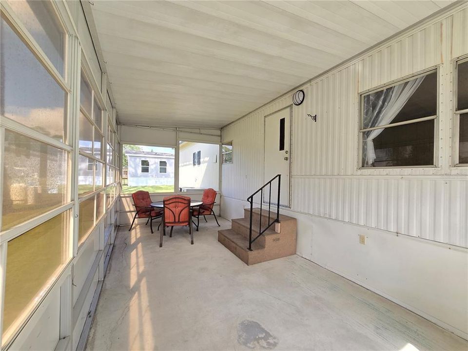 待售: $158,500 (2 贝兹, 2 浴室, 840 平方英尺)