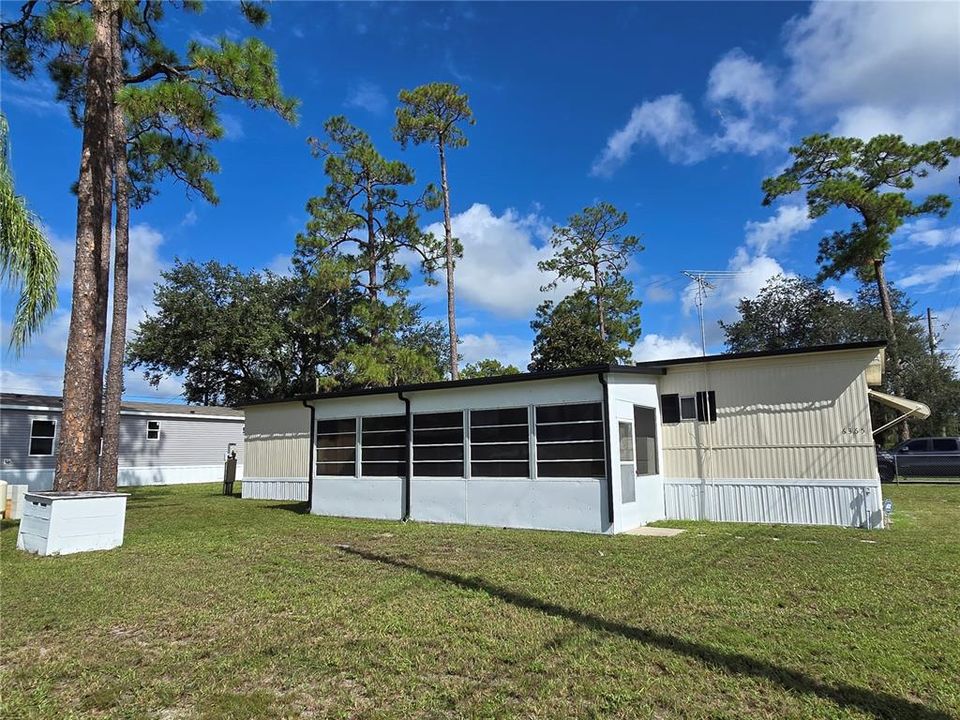 待售: $158,500 (2 贝兹, 2 浴室, 840 平方英尺)