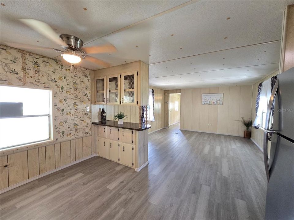 待售: $158,500 (2 贝兹, 2 浴室, 840 平方英尺)