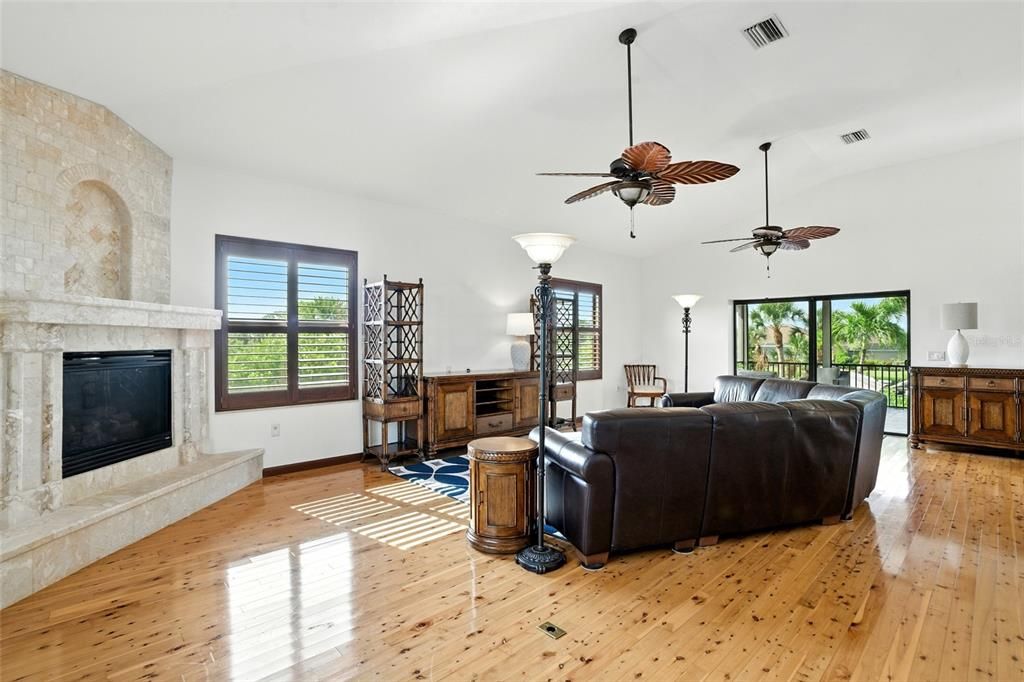 待售: $1,188,888 (3 贝兹, 2 浴室, 3507 平方英尺)