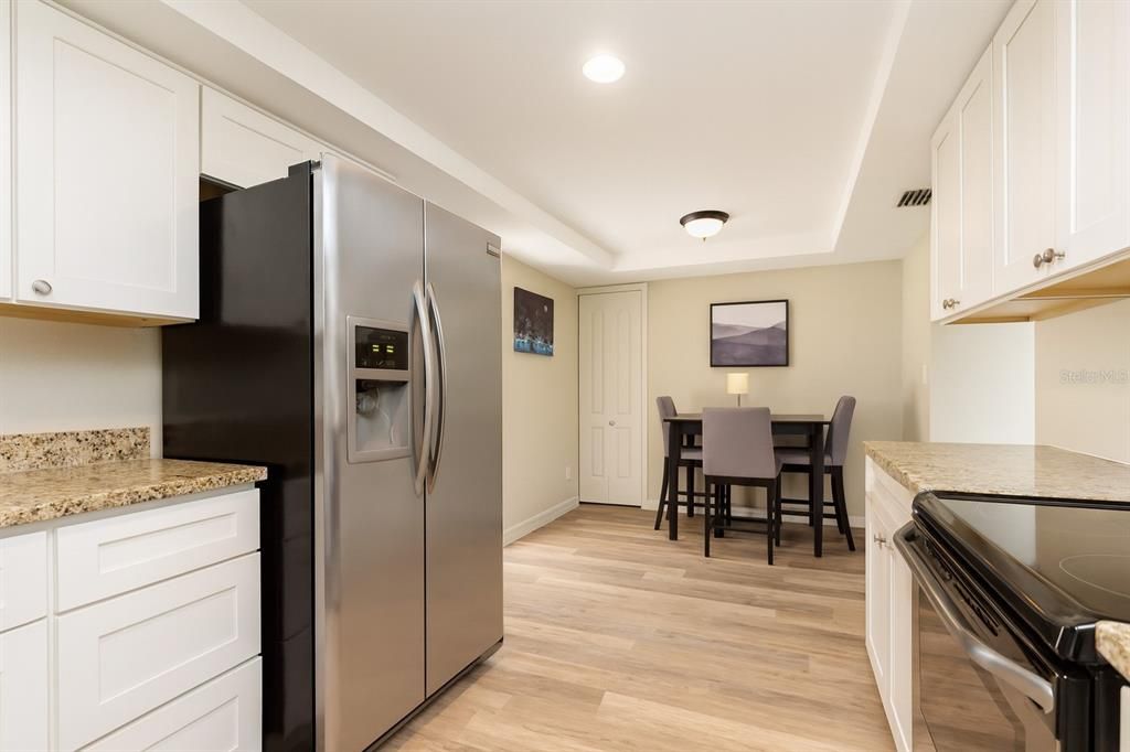 For Rent: $4,800 (5 beds, 3 baths, 2105 Square Feet)