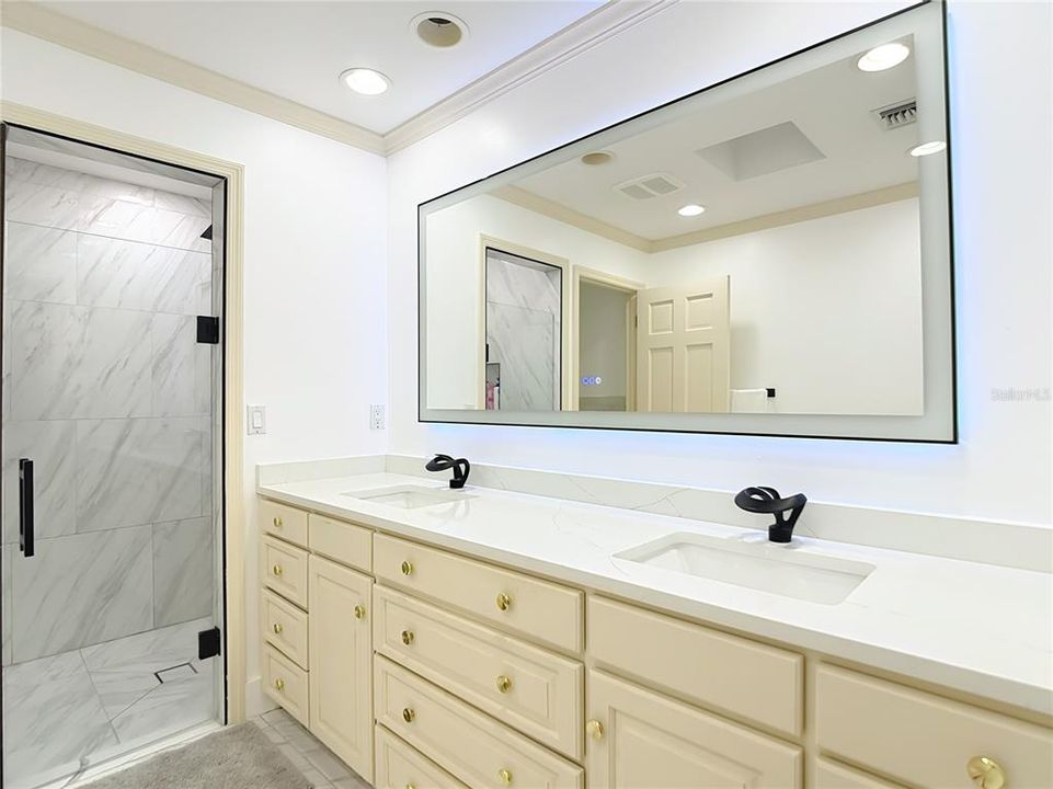 待售: $798,000 (5 贝兹, 3 浴室, 4333 平方英尺)