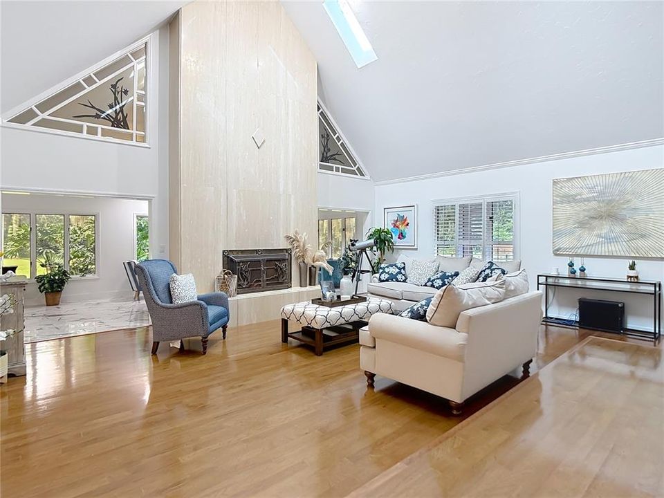 待售: $798,000 (5 贝兹, 3 浴室, 4333 平方英尺)