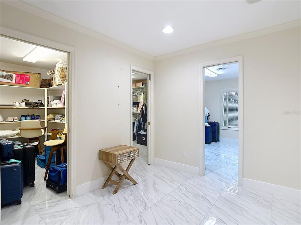 待售: $798,000 (5 贝兹, 3 浴室, 4333 平方英尺)