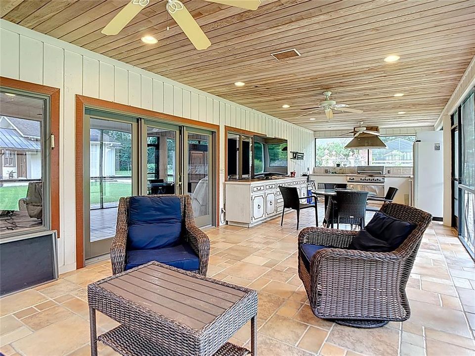 待售: $798,000 (5 贝兹, 3 浴室, 4333 平方英尺)