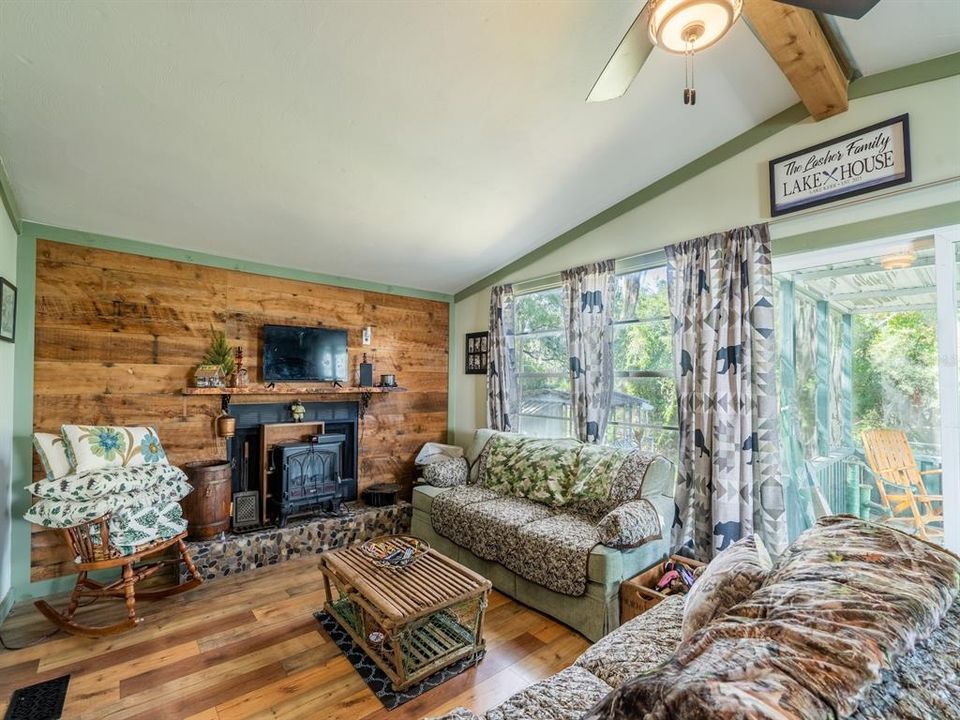 En Venta: $253,500 (3 camas, 1 baños, 1342 Pies cuadrados)