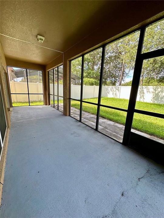 For Rent: $2,600 (4 beds, 2 baths, 2396 Square Feet)