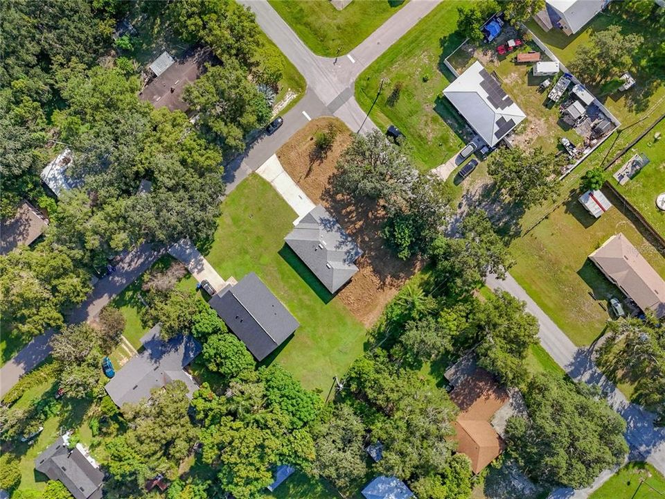 Active With Contract: $305,000 (3 beds, 2 baths, 1454 Square Feet)