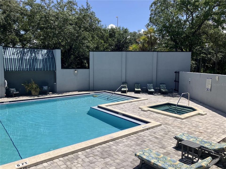 Active With Contract: $3,100 (2 beds, 2 baths, 1528 Square Feet)