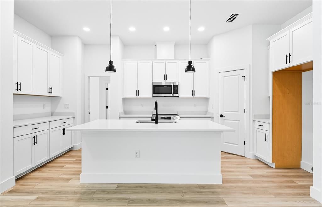 Active With Contract: $465,000 (4 beds, 3 baths, 2053 Square Feet)