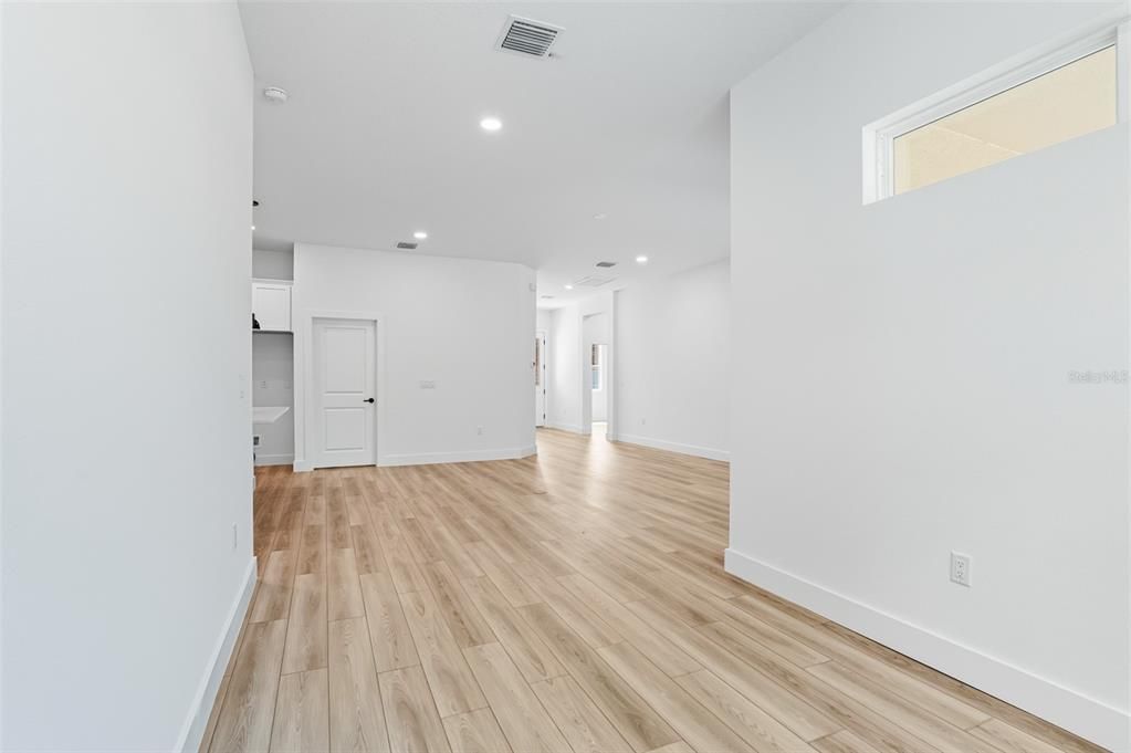 Active With Contract: $465,000 (4 beds, 3 baths, 2053 Square Feet)