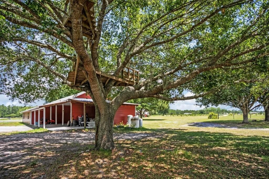 合同活跃: $525,000 (3 贝兹, 2 浴室, 2112 平方英尺)