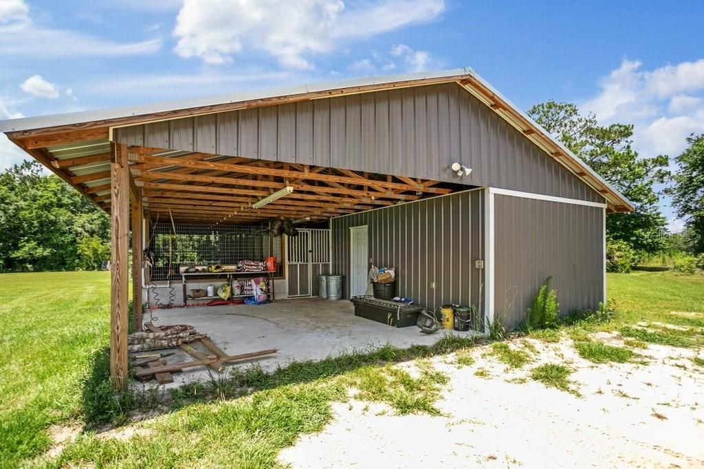 合同活跃: $525,000 (3 贝兹, 2 浴室, 2112 平方英尺)