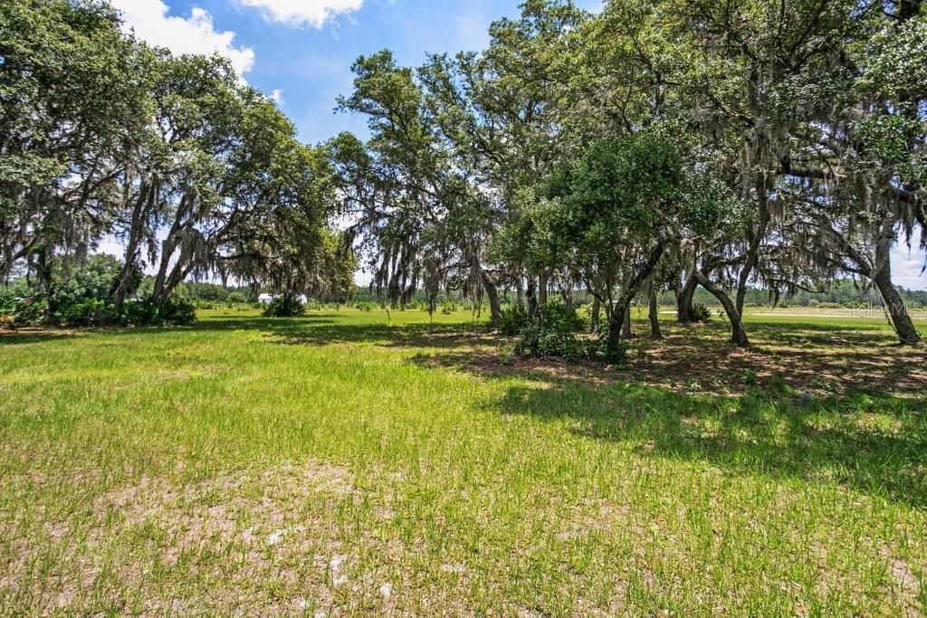 合同活跃: $525,000 (3 贝兹, 2 浴室, 2112 平方英尺)