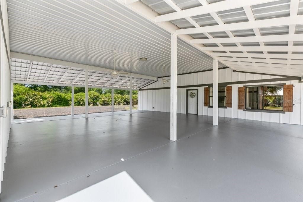 合同活跃: $525,000 (3 贝兹, 2 浴室, 2112 平方英尺)