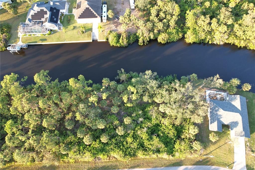 待售: $76,900 (0.23 acres)