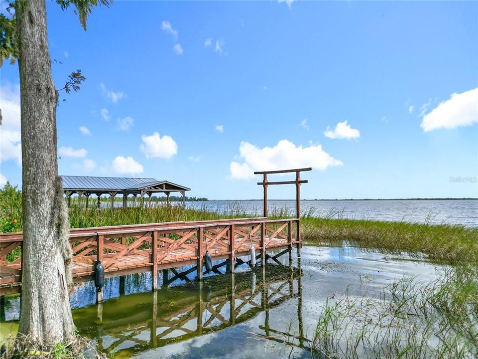 待售: $750,000 (4 贝兹, 3 浴室, 2470 平方英尺)