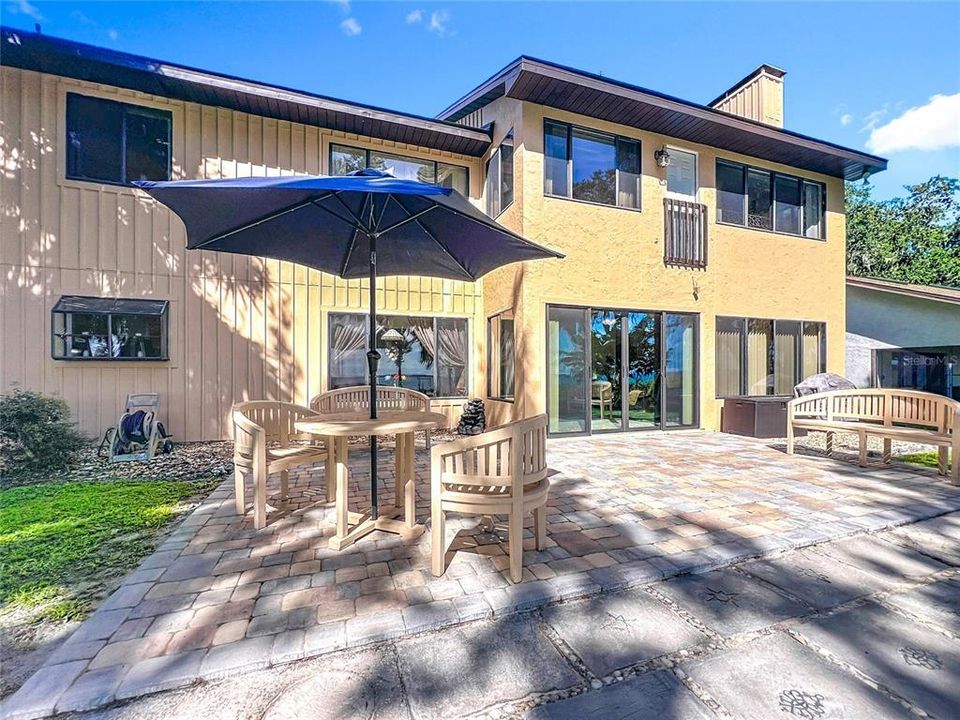 待售: $750,000 (4 贝兹, 3 浴室, 2470 平方英尺)