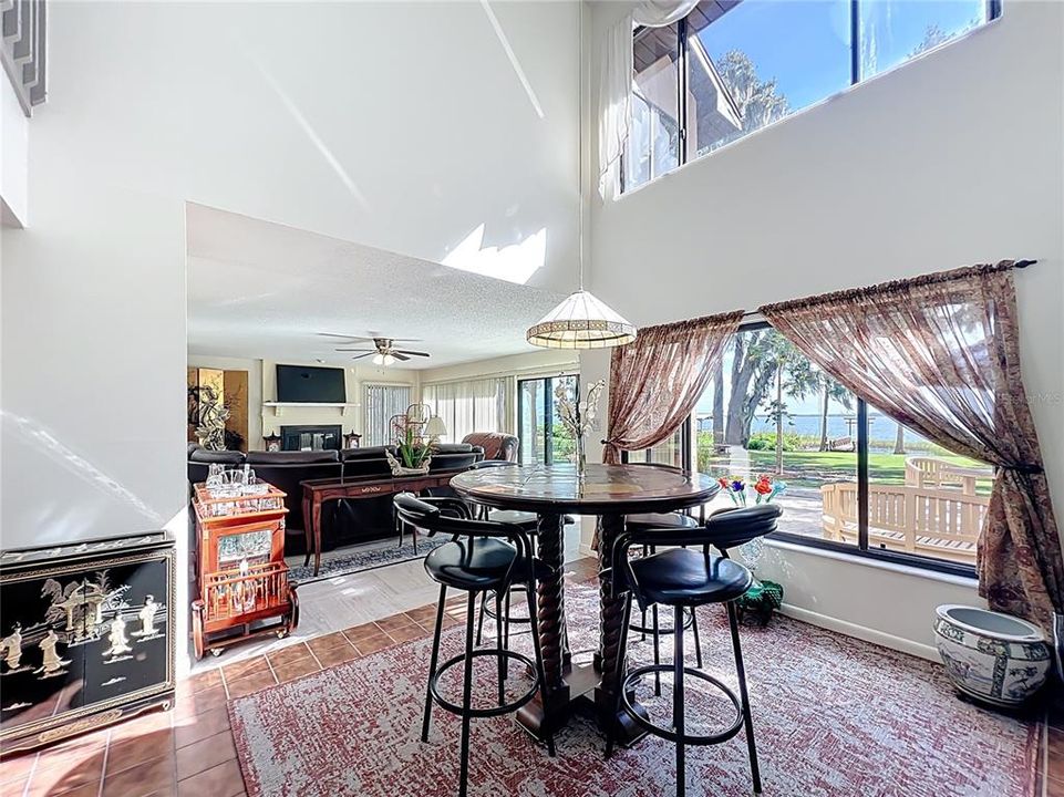 待售: $750,000 (4 贝兹, 3 浴室, 2470 平方英尺)