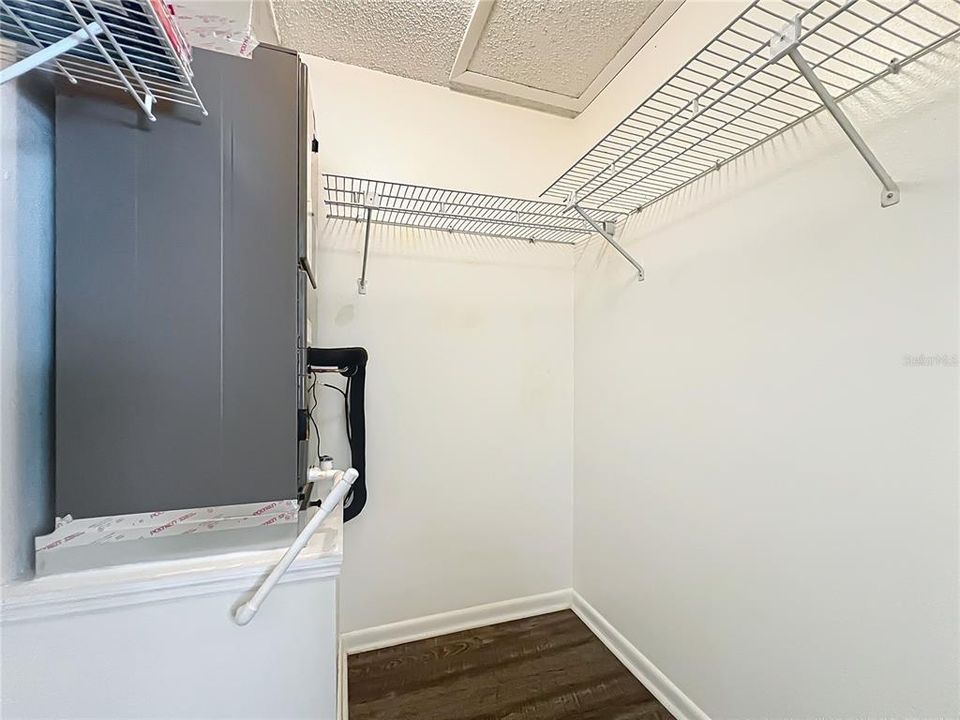 待售: $750,000 (4 贝兹, 3 浴室, 2470 平方英尺)