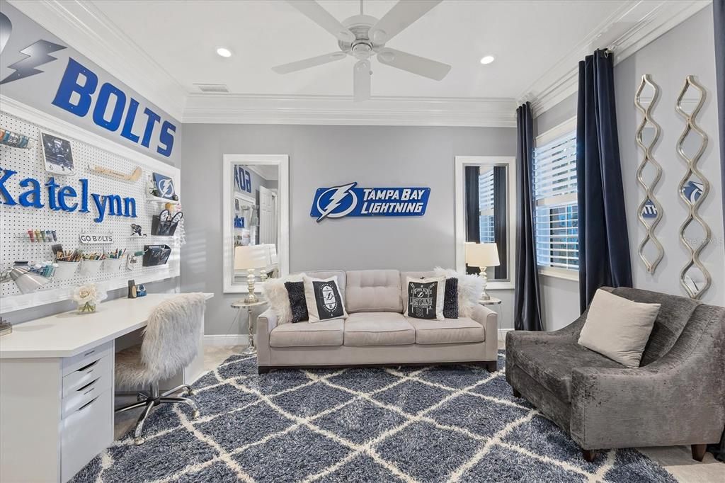 En Venta: $2,795,000 (5 camas, 4 baños, 5624 Pies cuadrados)