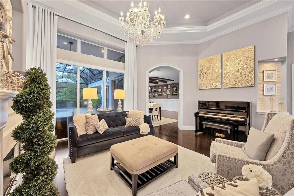 En Venta: $2,795,000 (5 camas, 4 baños, 5624 Pies cuadrados)