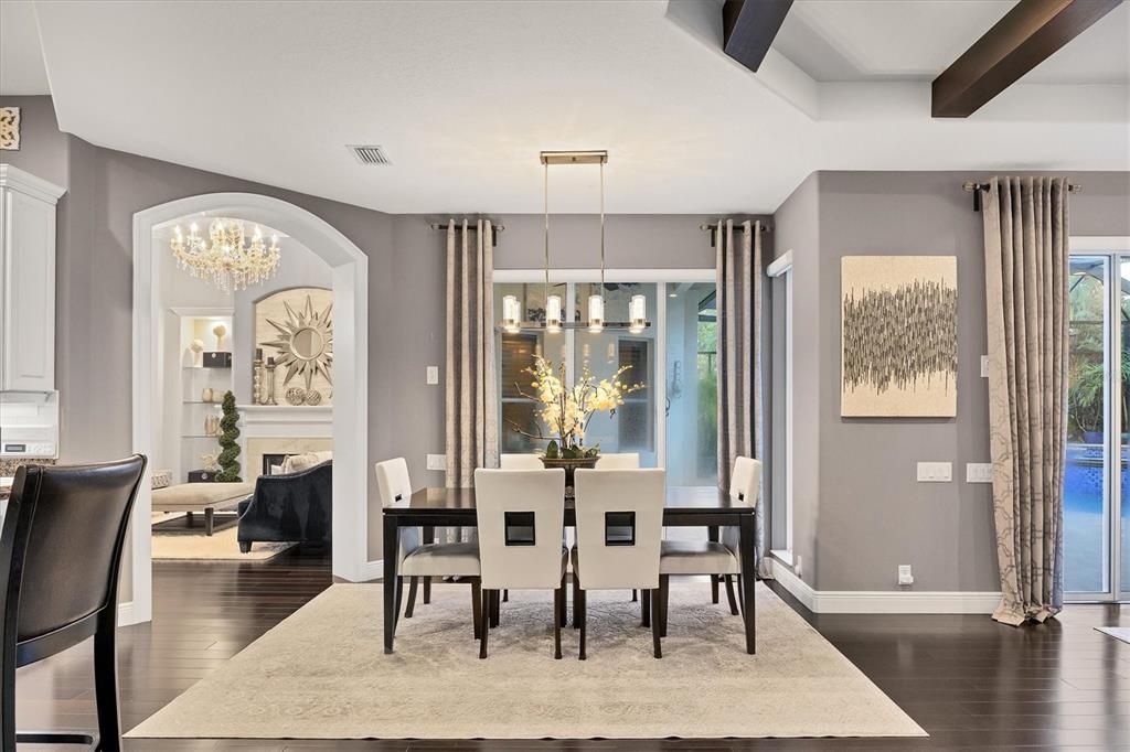 En Venta: $2,795,000 (5 camas, 4 baños, 5624 Pies cuadrados)