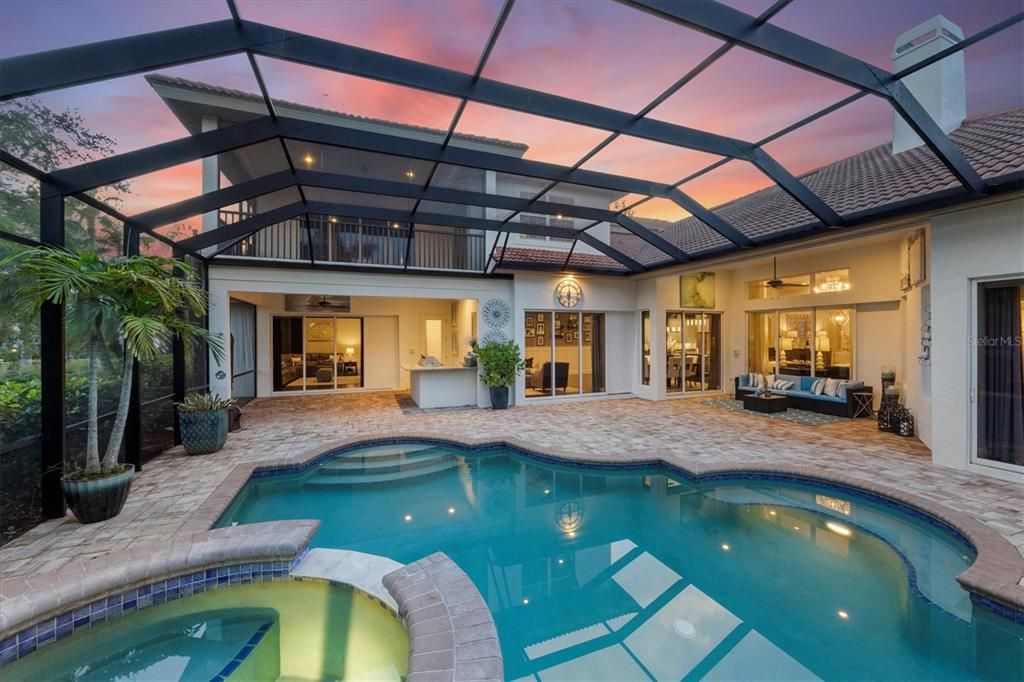 En Venta: $2,795,000 (5 camas, 4 baños, 5624 Pies cuadrados)