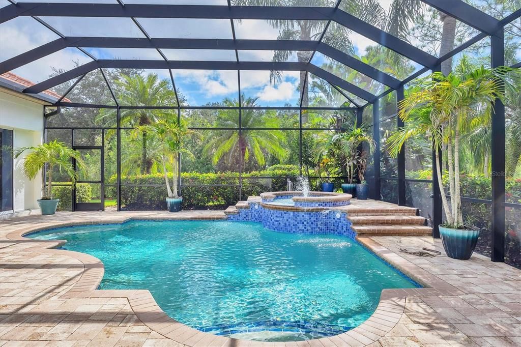 En Venta: $2,795,000 (5 camas, 4 baños, 5624 Pies cuadrados)