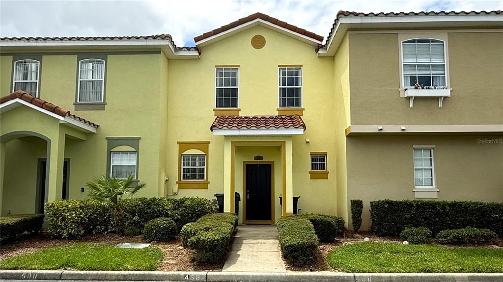 Recently Rented: $1,600 (3 beds, 2 baths, 1262 Square Feet)