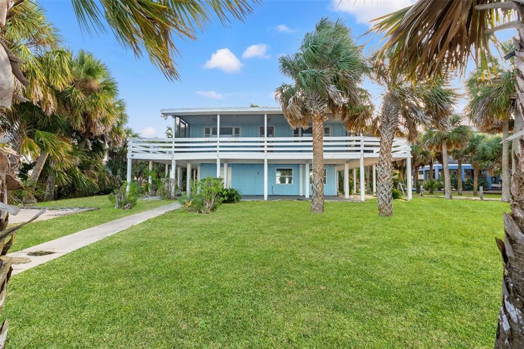 For Sale: $1,295,000 (2 beds, 2 baths, 2380 Square Feet)