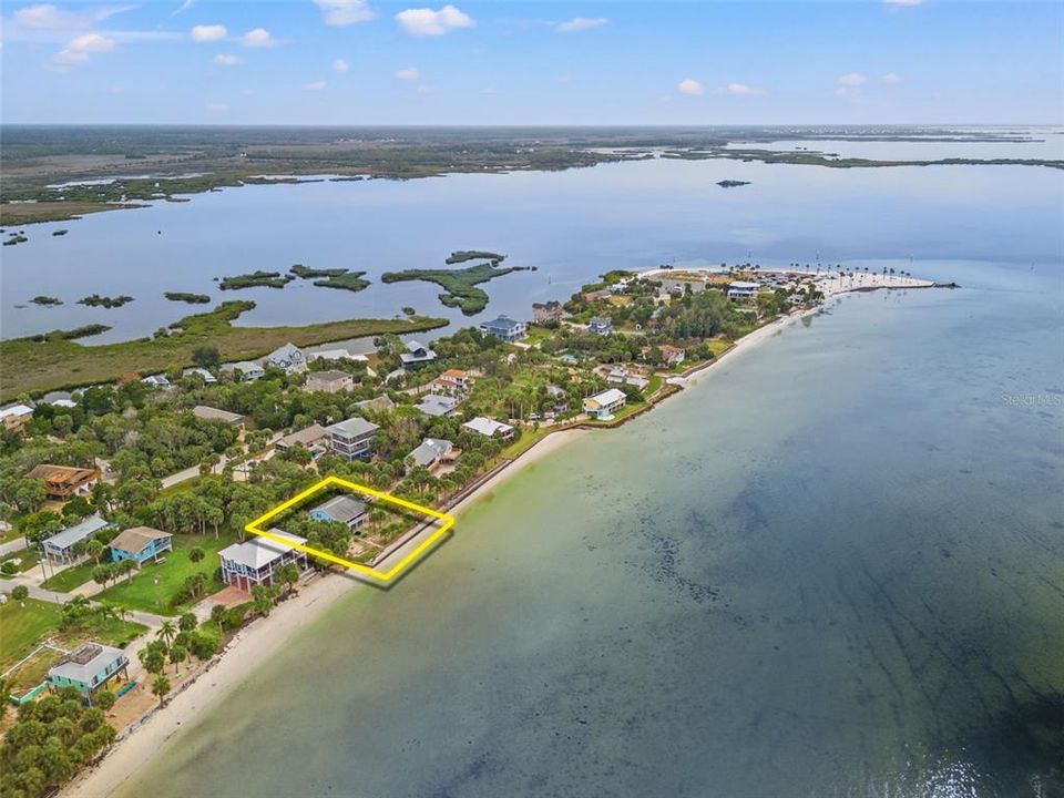 For Sale: $1,295,000 (2 beds, 2 baths, 2380 Square Feet)