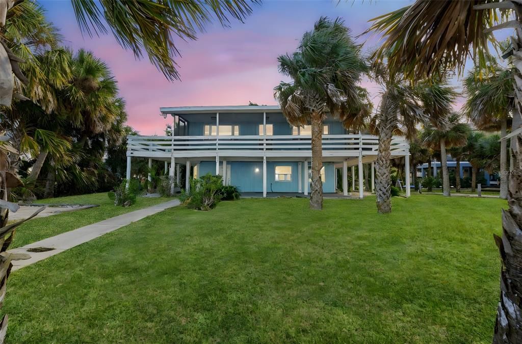 For Sale: $1,295,000 (2 beds, 2 baths, 2380 Square Feet)