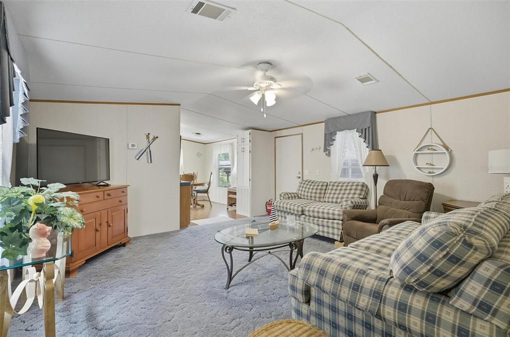 En Venta: $199,000 (2 camas, 2 baños, 960 Pies cuadrados)